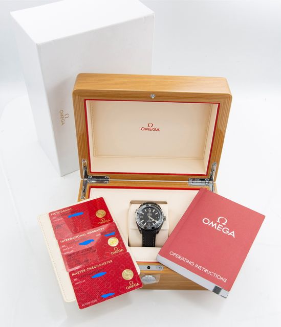 Omega Planet Ocean 215.92.40.20.01.001 Image 7